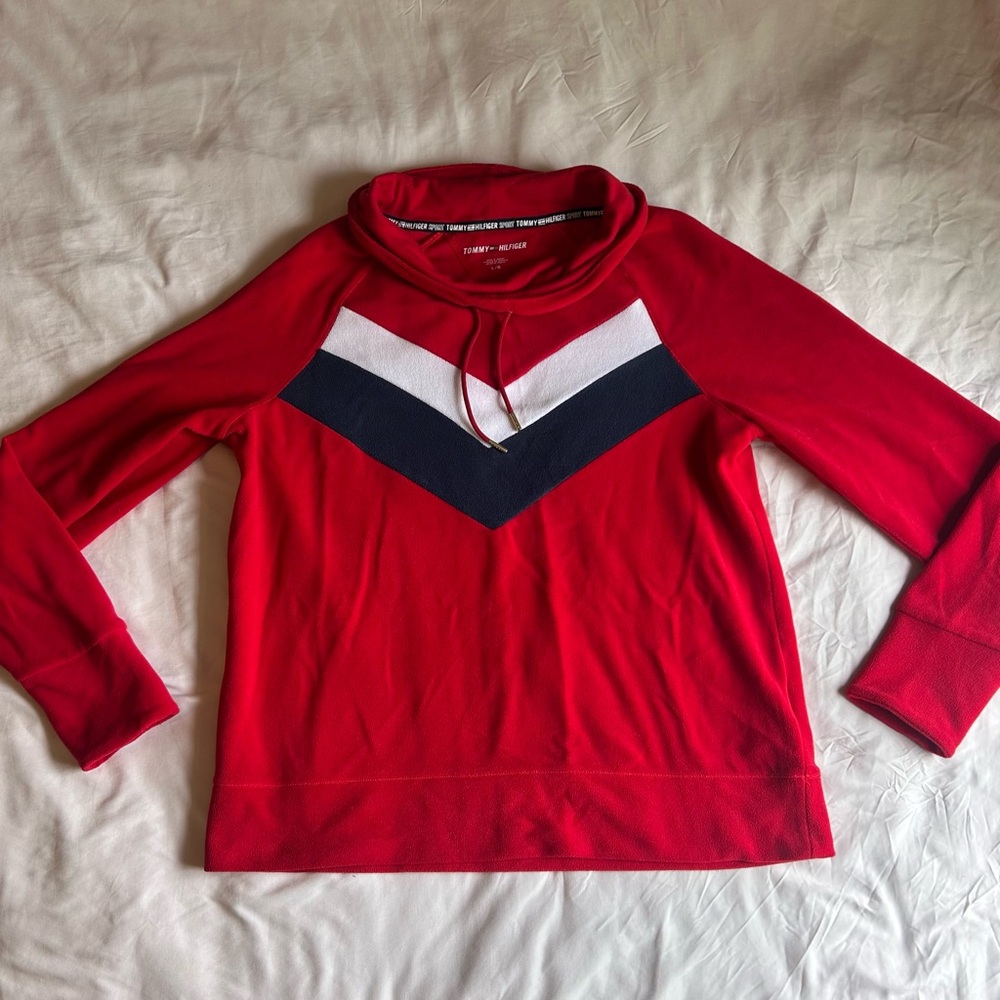 Tommy Hilfiger Red Chevron Fleece – Size Large